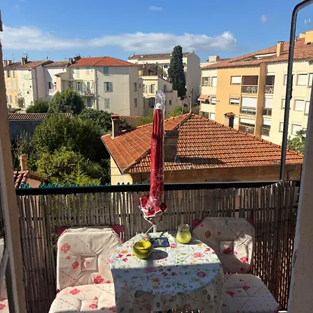 Avec En Mezzanine Apartamento